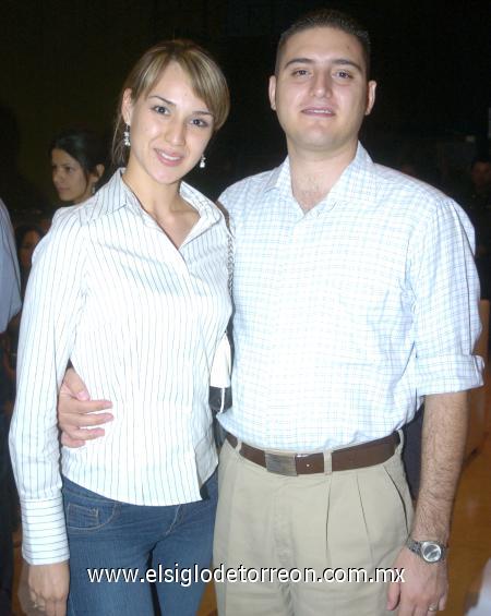 13112006
Elizabeth Garay y David López Garay