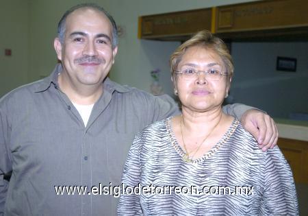 13112006
Juventino Ramírez y María Elena Martínez