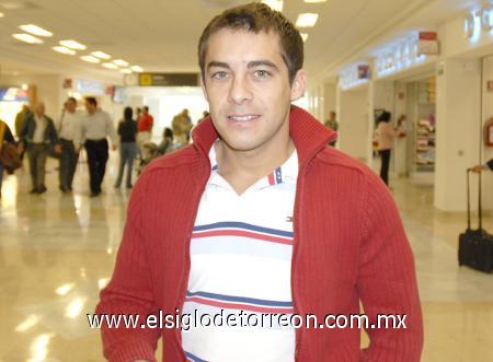 14112006
Nahuel Basile llegó procedente de Argentina.