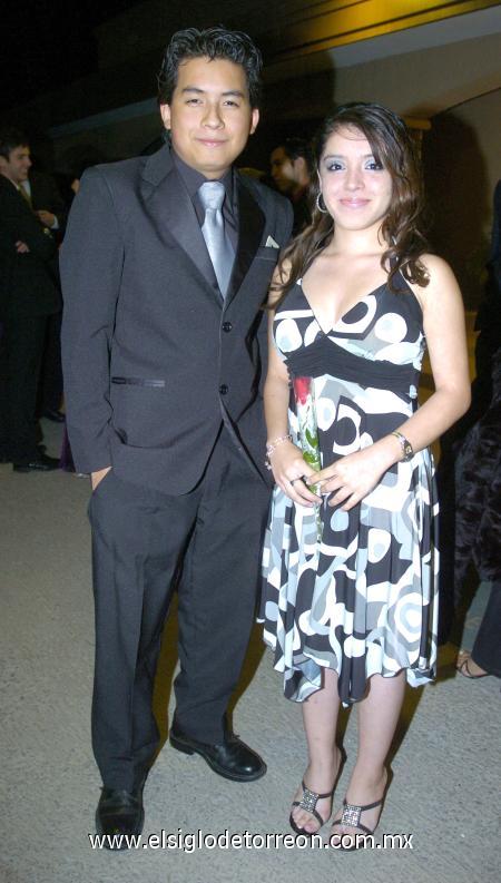 16112006
Tania Macías y Aníbal Guerrero.