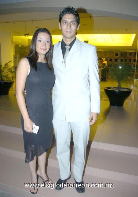 20112006
Claudia García y Antonio Luna.