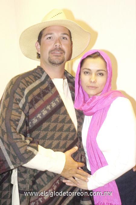 20112006
Eduardo y Lucy Gama.