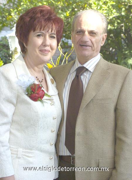 22112006
Perla y Jacobo Batarse.