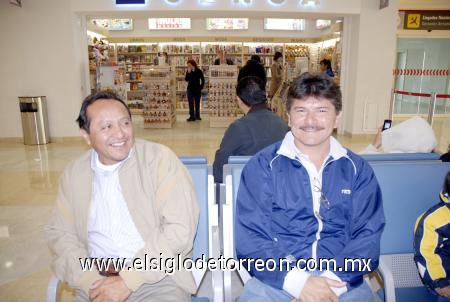 26112006 
Roberto Echeverría y Wilson Avilés viajaron a Yucatàn2