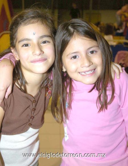27112006
Ana Sofía Reina y Grethel Hernández.