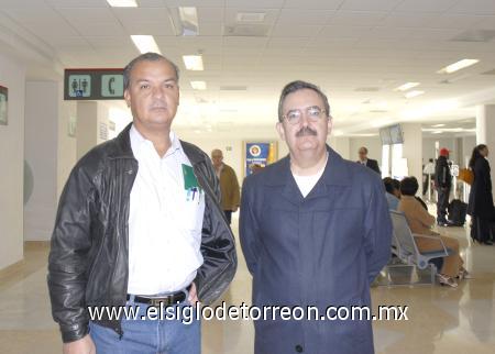 28112006
Antonio Urbina y Ángel Loaeza viajaron al Distrito Federal.