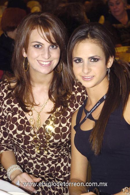 06112006
Diana Zarzar y Sofía Zarzar de Kuri.
