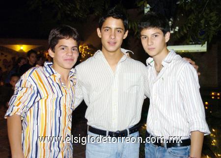 05112006 
Lalo, Germán y Adolfo.