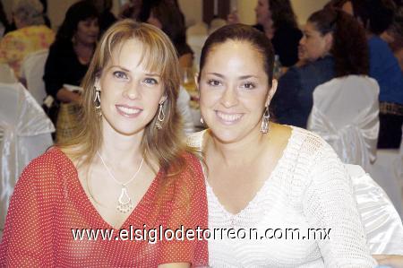 05112006 
Nena de Delgado y Anabel de Zermeño.