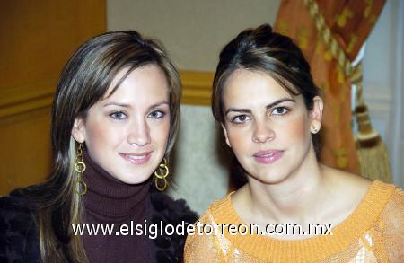 11112006 
 Velia de Yarza y Marusa Matínez de Cid