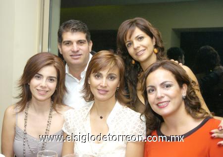 14112006
María Rosa de Rebollo, Marcela Siller, Tere Muñoz , Pepe y Any Campillo