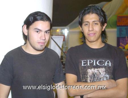 21112006
Junior López y Jorge Luna González.