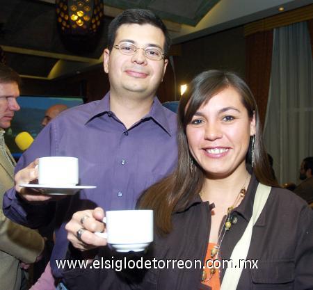 18112006 
 Alfredo Villalobos y Melisa Larraga