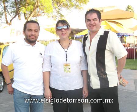 29112006
Álvaro, Mónica y Fernando, comité organizador.f