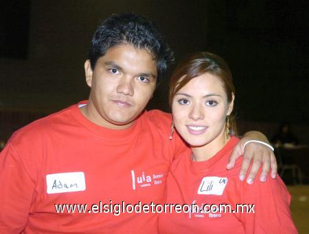 04122006
Adam Rivera y Liliana de la Torre.