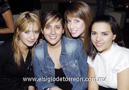 03122006
Gemma Velázquez, Andrea Teele, Ana María Ortiz y Brenda Ruiz.