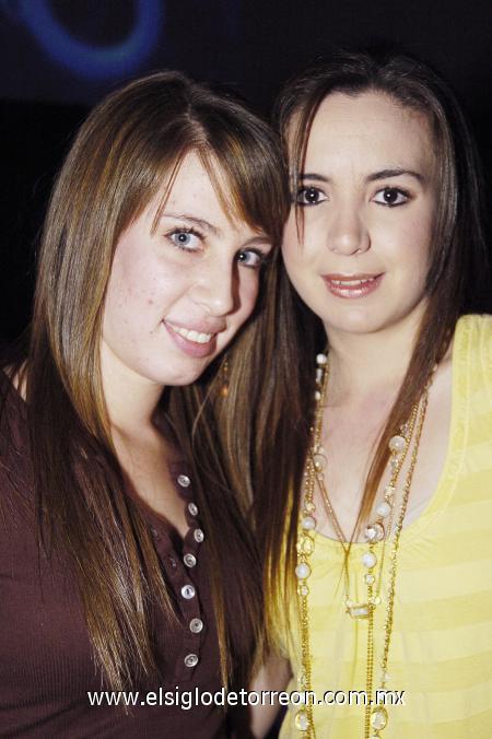 03122006 
Lissa Aguilera y Ana Ortiz.