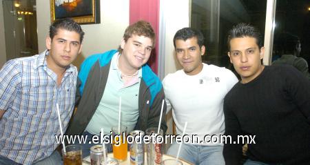 05122006
Sergio Flores, Carlos Leyer, Mauro Ávila y Érick Galván.