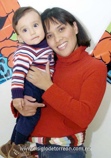 10122006 
Sebastiàn Soto Hernàndez celebrò su cumpleaños.