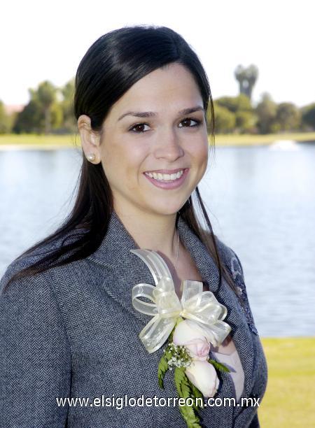 10122006 
Mónica Elizondo González, en la que le ofrecieron por su próxima boda con Francisco Cedillo.
