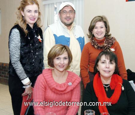 15122006 
Marisol García, Jorge Torres, Martha Maeda,Socorro Martínez y Nina Eraña.