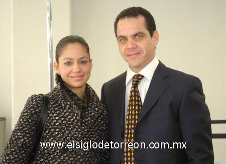 19122006
Luis Rodríguez y Adriana Navarro viajaron a Guadalajara.