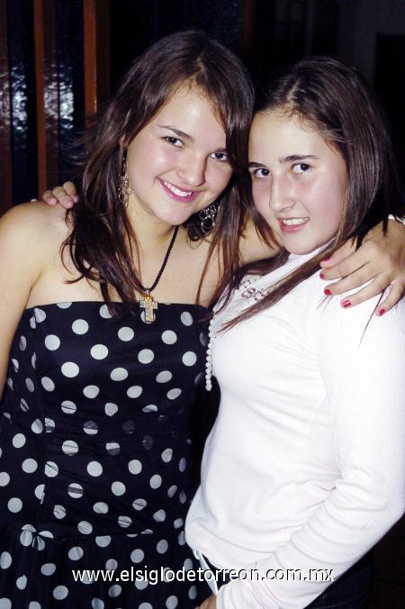 17122006 
Karime Silveyra y Nonis Dueñes.