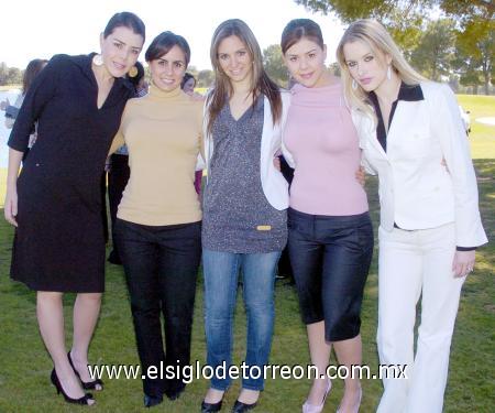 17122006 
Nidia Dávila, Soraya Zreik, Laura de la Parra, Silvia Dávila y Karla de Salazar.