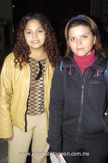 21122006
Janeth Arvizu y Sarahí Herrera.