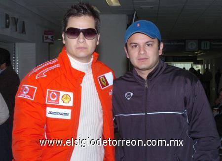 28122006
Emmanuel Repeto y Carlos Orozco viajaron a la Ciudad de México.