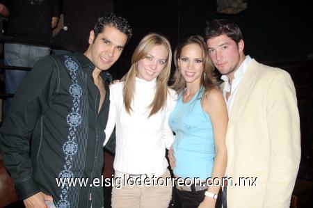 01012007
Francisco de León, Melissa Cantú, Carla Miranda y Rodrigo Muñoz.