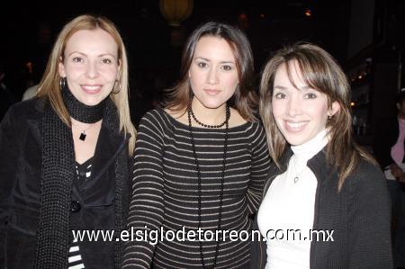 01012007 
Liliana Carrillo, Grisel Osegueda y Frida López.