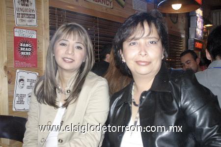 05012007 
Lorena Martínez y Adriana Galván.