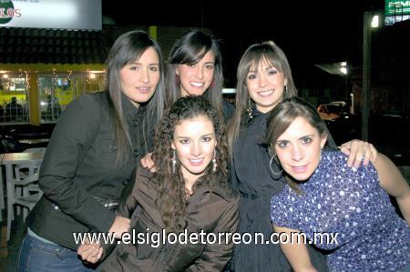 12012007 
Analía Ayup, Beatriz Segura, Laura García, Renata Olivares y Martha Làmbarry.