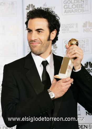 Sacha Baron Cohen recibió el honor al mejor actor en una cinta musical o de comedia por su parodia de documental Borat: Cultural Learnings of America for Make Benefit Glorious Nation of Kazakhstan.

Con un lenguaje colorido le agradeció a su coprotagonista Kenneth Davitian por una escena de lucha sin ropa en la que éste termina encima suyo, en sentido contrario, obligándolo a respirar el aire que sale de su trasero.