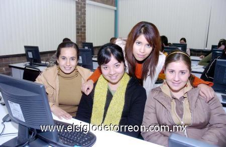 12012007 
Priscilla Zambrano, Lisette del Bosque, Dora Varela Bernadac y Eva María Cárdenas Castro.