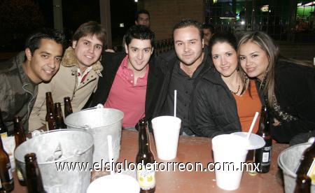 13012007 
 Zamir Zárate, Pedro G. de Reyes, Pancho Madero, Sergio García, Gaby Romo y Diana Chávez.
