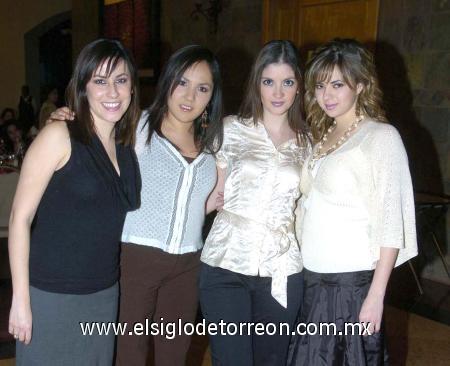 18012007
Ana Laura Muñoz, Lizbeth Gallardo, Adriana Montañés y Yunué Acuña.