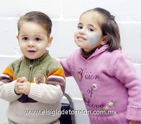 19012007 
Jorge y Susana posan para la foto.
