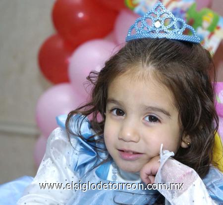 22012007
Bárbara Escobedo Ochoa cumplió tres años de edad y fue festejada por sus padres, Fernando y Adriana Escobedo.
