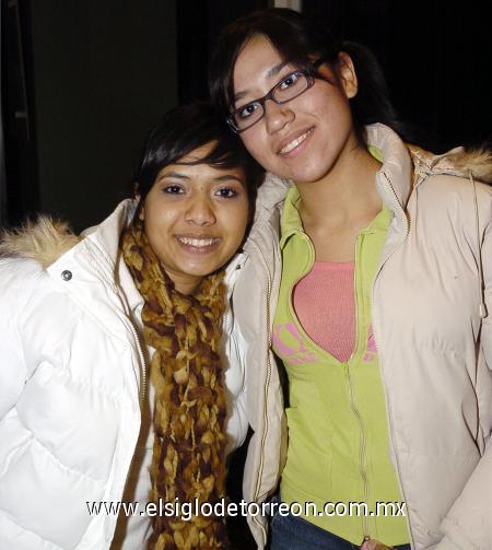 21012007 
Brenda Martínez y Anabel Gutiérrez.