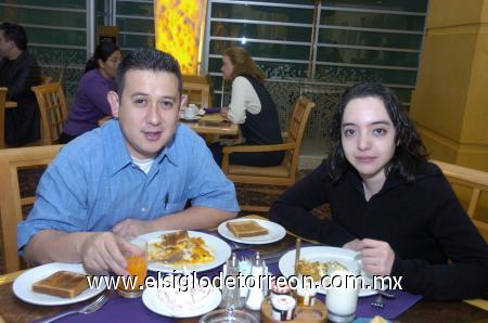 21012007 
Francisco Salmerón y Atenea Martínez.