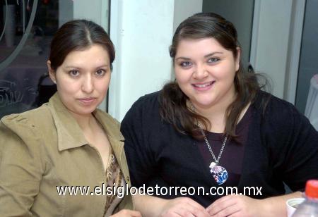 21012007 
Sugey Reyes y Alicia Reyes.