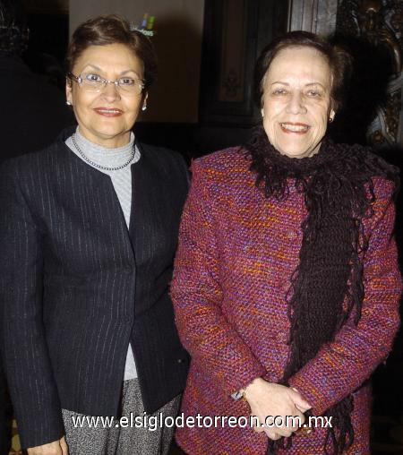 28012007 
María Arenal y Claudia Máynez.
