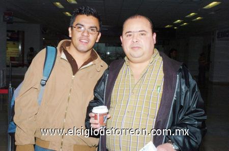 27012007 
 Alfonso Castro y Leguer Villafuerte viajaron al Distrito Federal