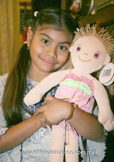30012007
Fernanda Reyes Valenzuela, cumplió nueve años de vida.
