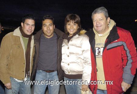 31012007
Salim, Jorge, Karla y Guillermo Ávalos.