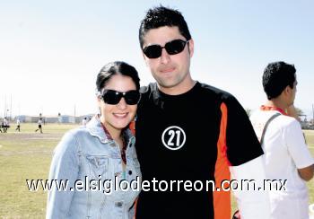 Angie Bujaidar y Luís Gibert.