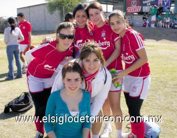 Natalia Hernández, Ana Isabel Villarreal, Ana Laura Quintero, Jenny Ganem, Brenda Lack y Sofía Martínez.