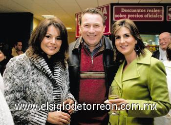 Pilar E. de Villarreal, Francisco Hamdan y Pilar C. de Hamdan.